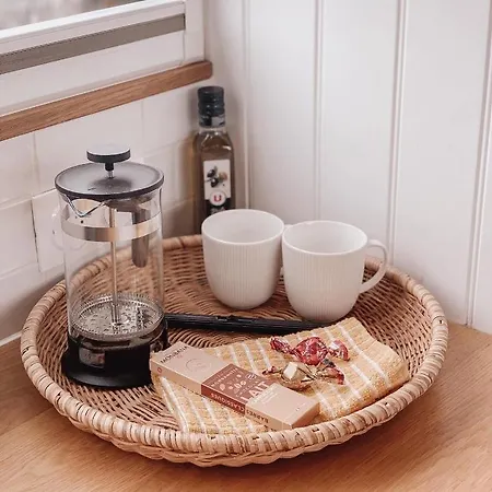 Relaxing Retreat For 2 On Beautiful Converted Bus Campingplatz *